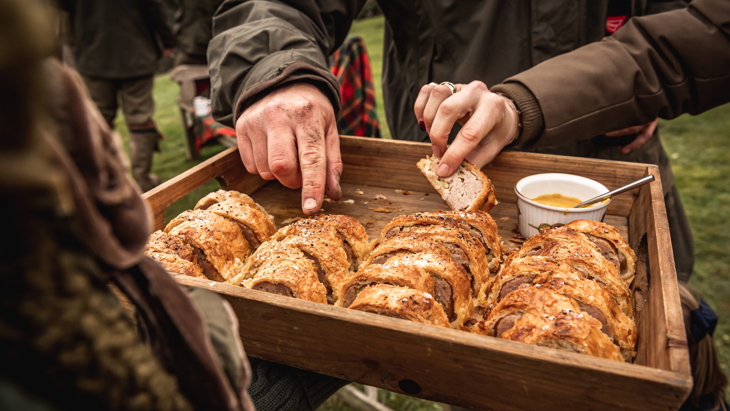 A tray of sausage rolls