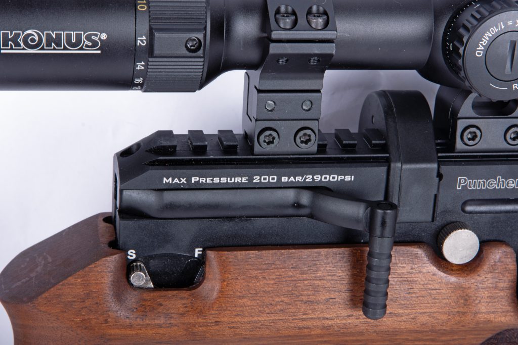 Kral Puncher Unica manual safety